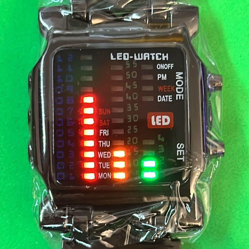 LED Watch - Time, Date, Week, 4 Brightness Settings